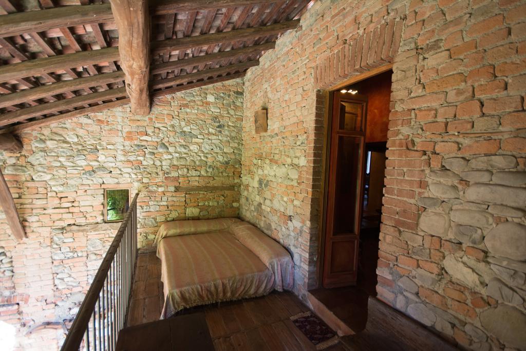 Locanda Dei Melograni Gossolengo Exterior foto
